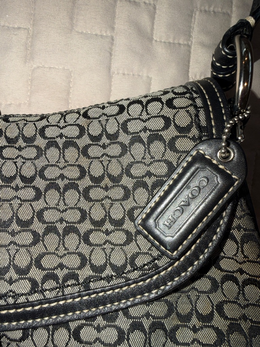 Vintage Coach SoHo Black Jacquard Signature Canvas Shoulder Bag F10926 - Picture 5 of 9